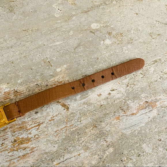 ♥️ Michael Kors ♥️ Gold & Tan Logo Bracelet - Picture 7 of 9